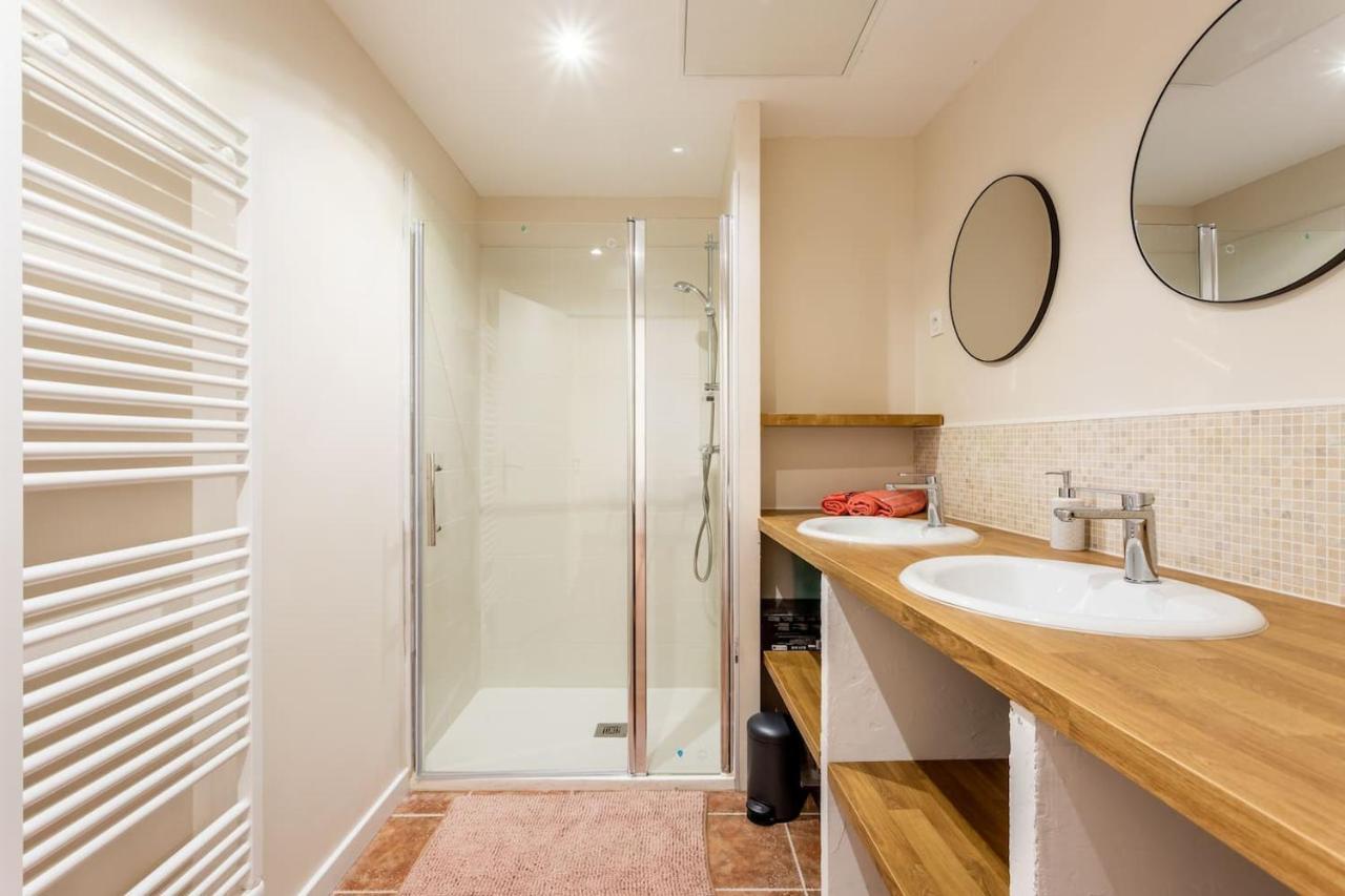 Joli Appartement Avec Jardin / Vieux-Lormont Buitenkant foto