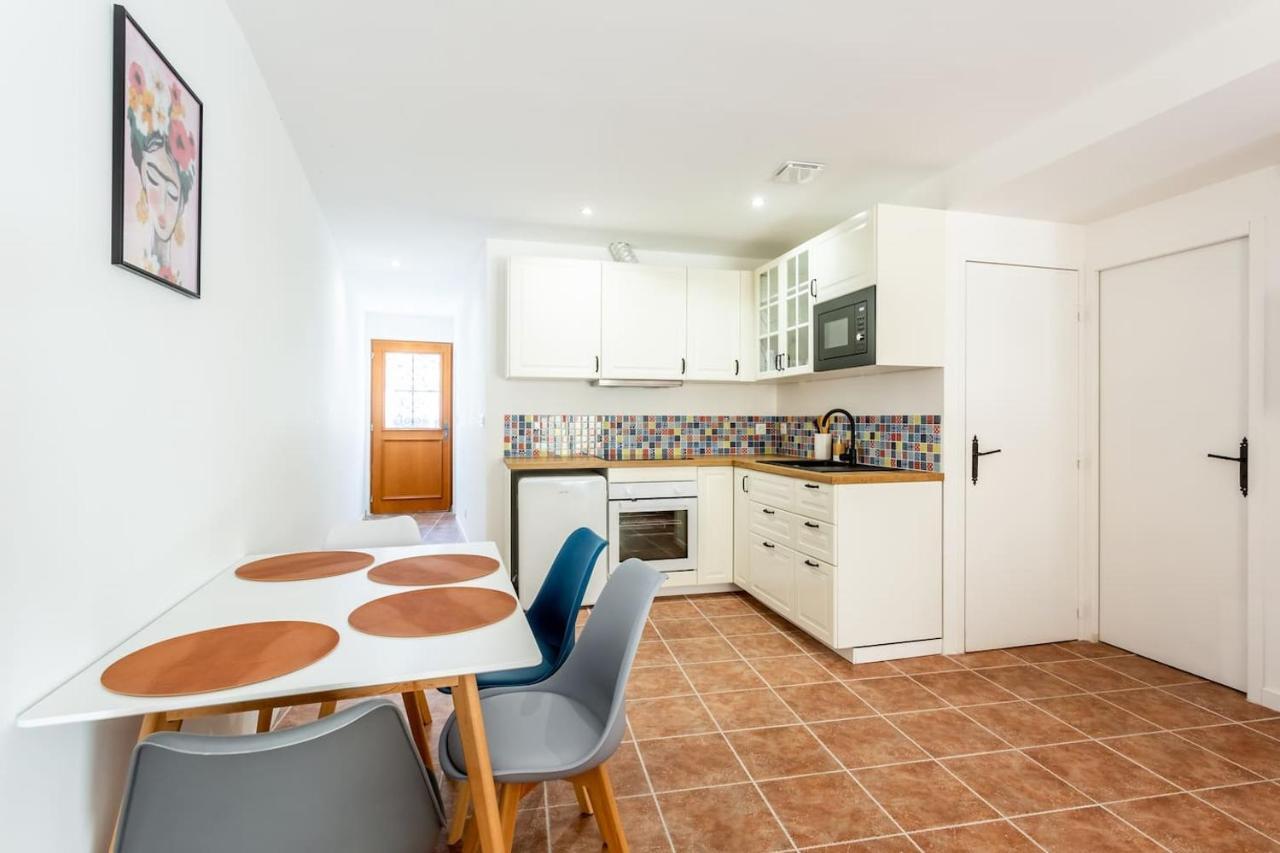 Joli Appartement Avec Jardin / Vieux-Lormont Buitenkant foto